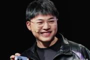 九游体育-Uzi回归赛场，战术调整首场状态亮眼，中国队观众沸腾！的简单介绍